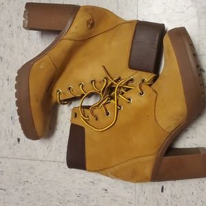 Timberland boots size 6.5